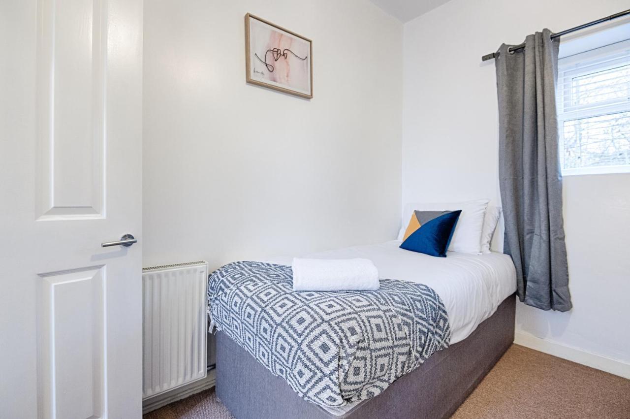 Parking, Smart Tv'S In All Rooms! Swansea Exterior foto